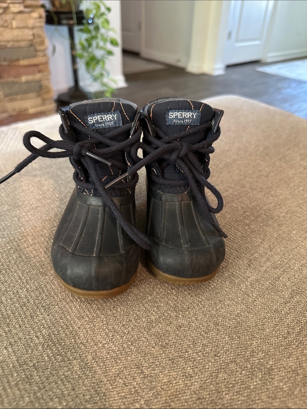 Sperry Kids Black Lace-Up Rain & Snow Duck Boots